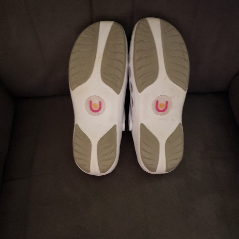 Clogs - Picture 5 of 5